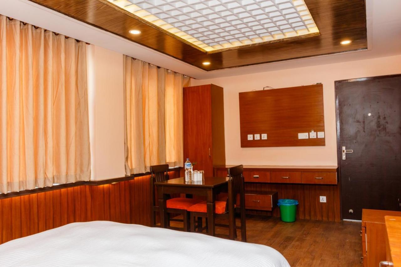 Millennium Blue Hotel Nagarkot Kültér fotó